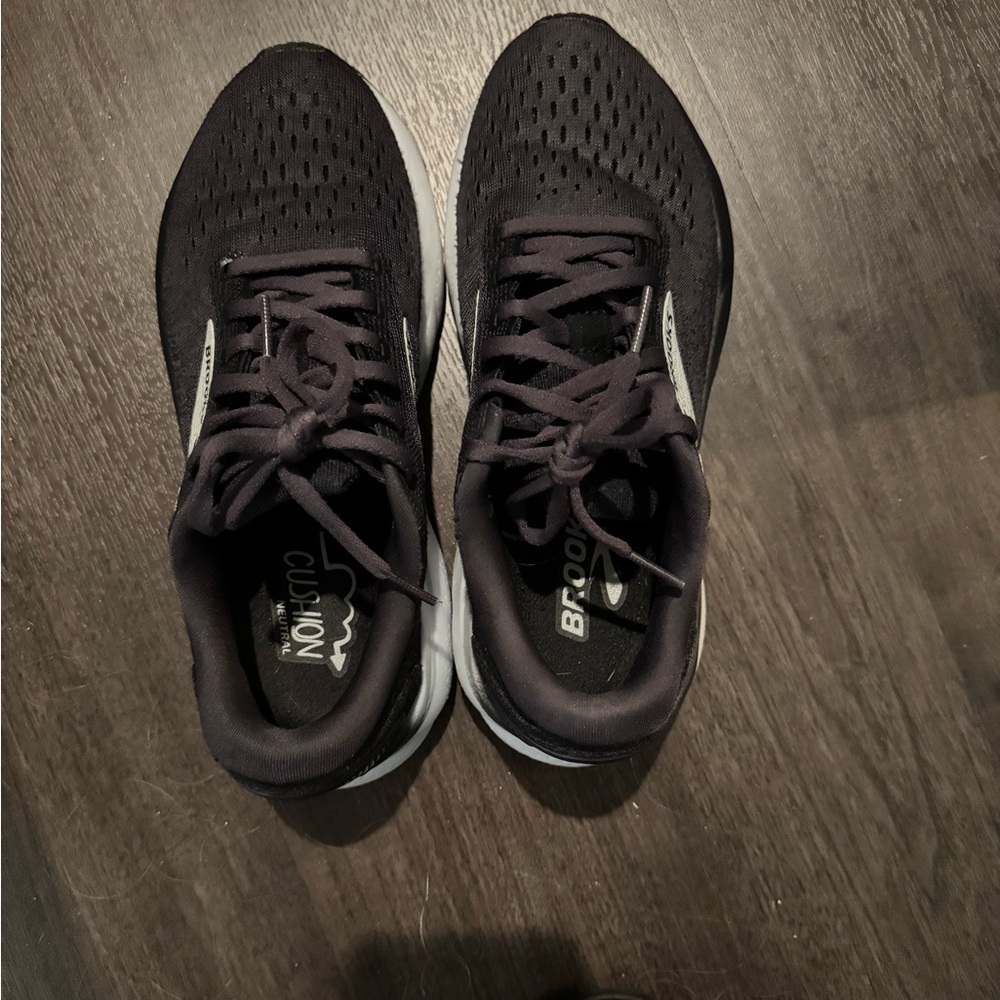Brooks Women’s Black Running Shoes
